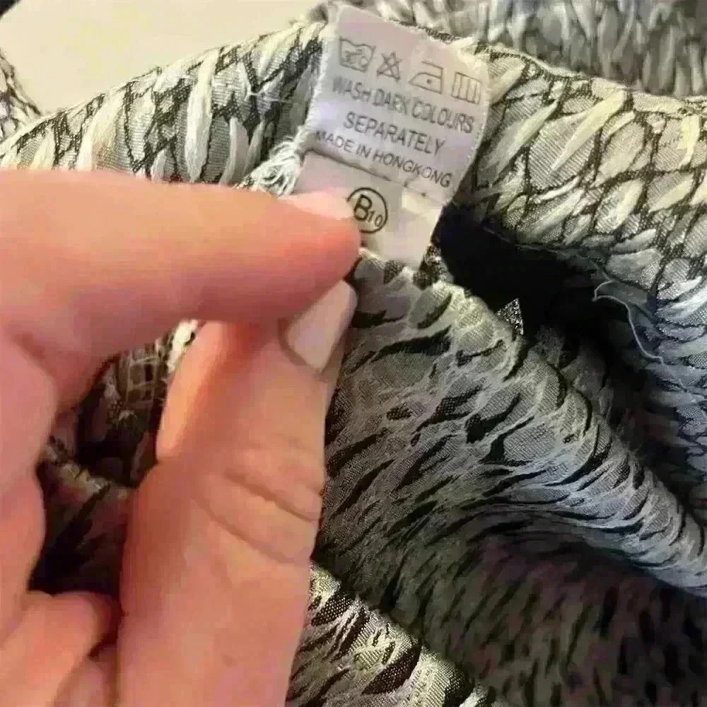 Cat Lady Brand Women's Black Tweed Pencil Skirt M Geometric Knee Length - Picture 7 of 7